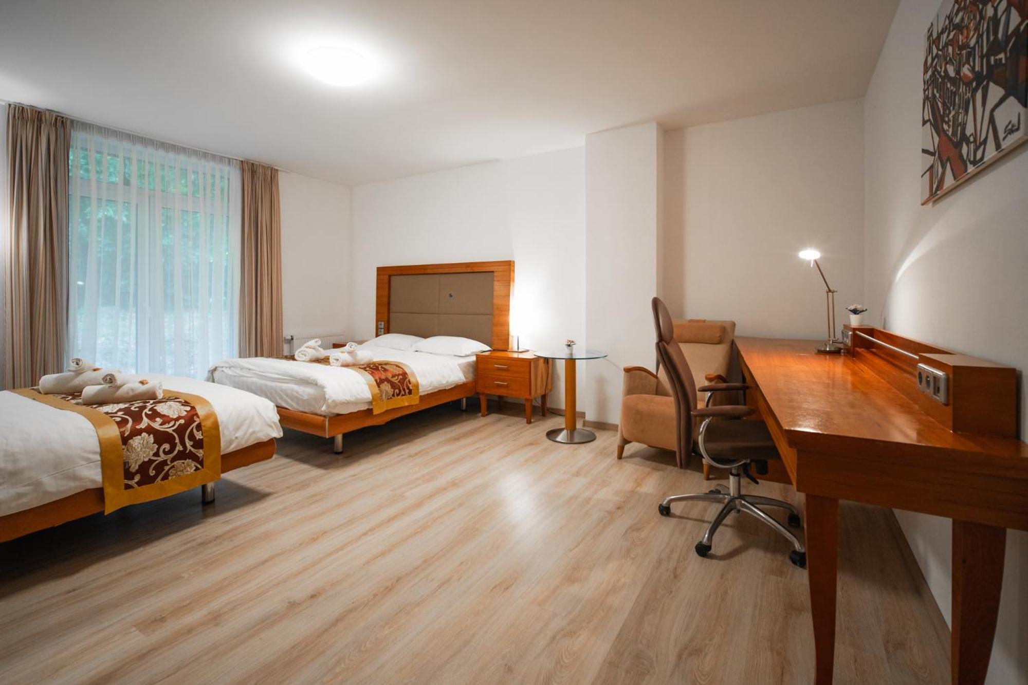 Cottage Forest Wellness Muna Hradec Exterior foto